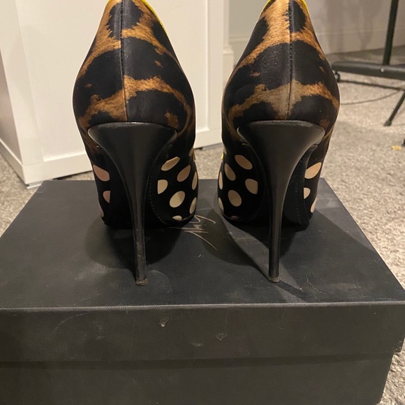 Giuseppe Zanotti Half Polka Dot Half Leopard Pump - Picture 8 of 10